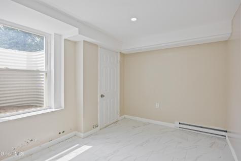 131 Shaker Road Albany NY 12211