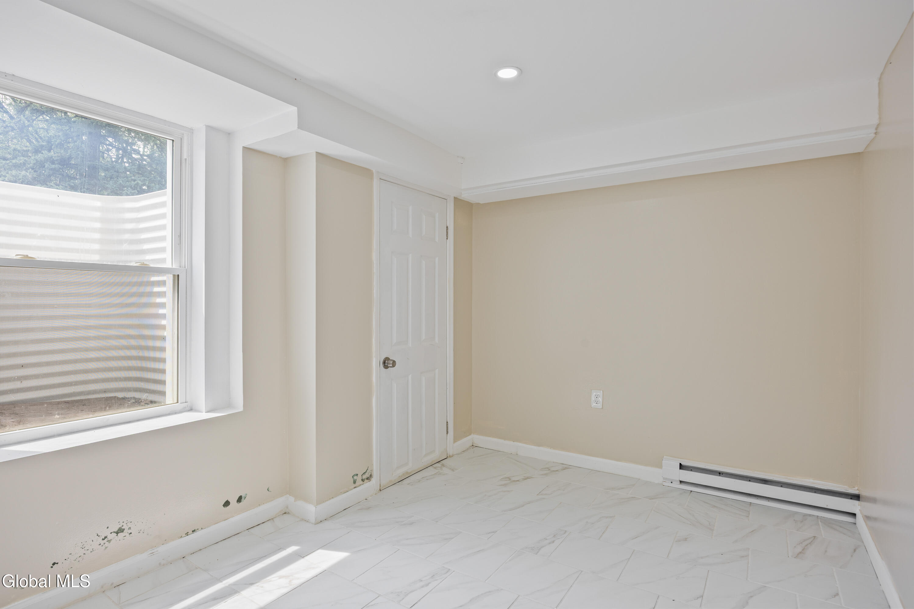 131 Shaker Road Albany NY 12211