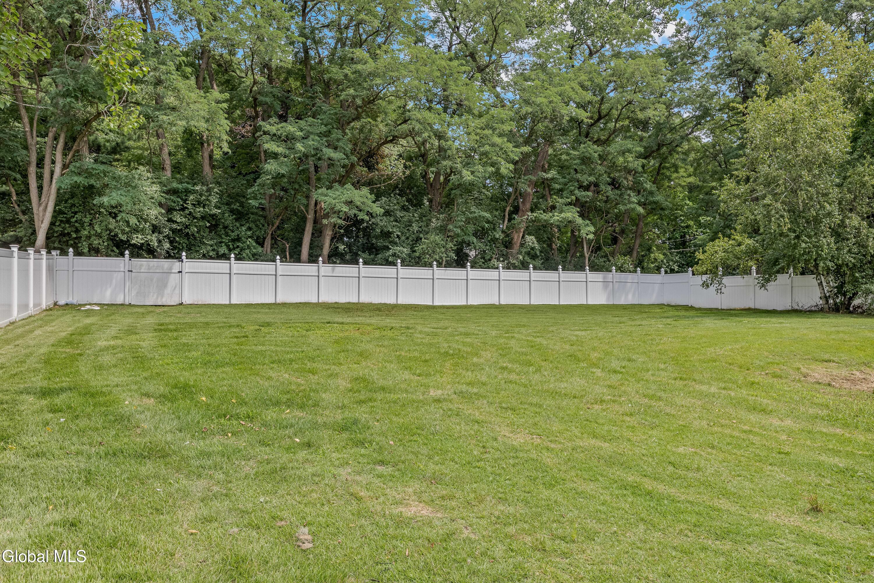 131 Shaker Road Albany NY 12211