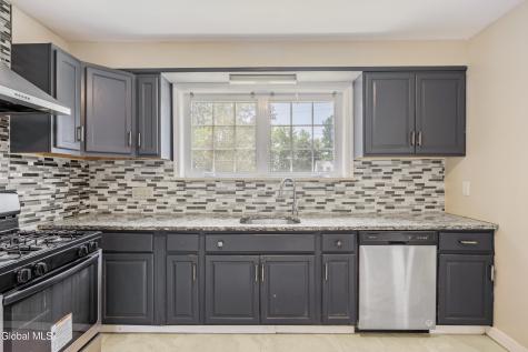 131 Shaker Road Albany NY 12211