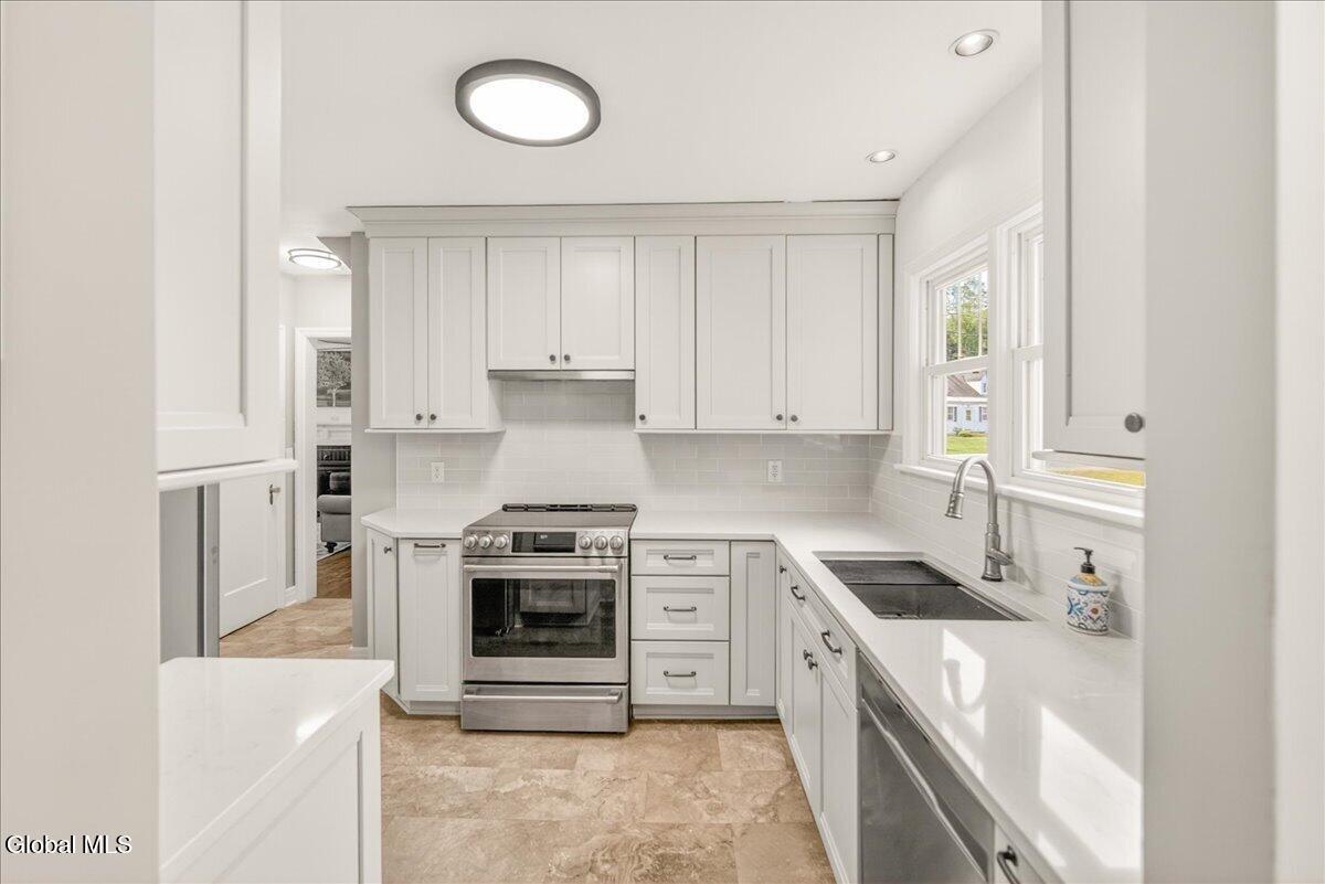 23 Herber Avenue Delmar NY 12054