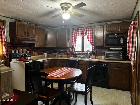 79 Poultney Street Whitehall NY 12887