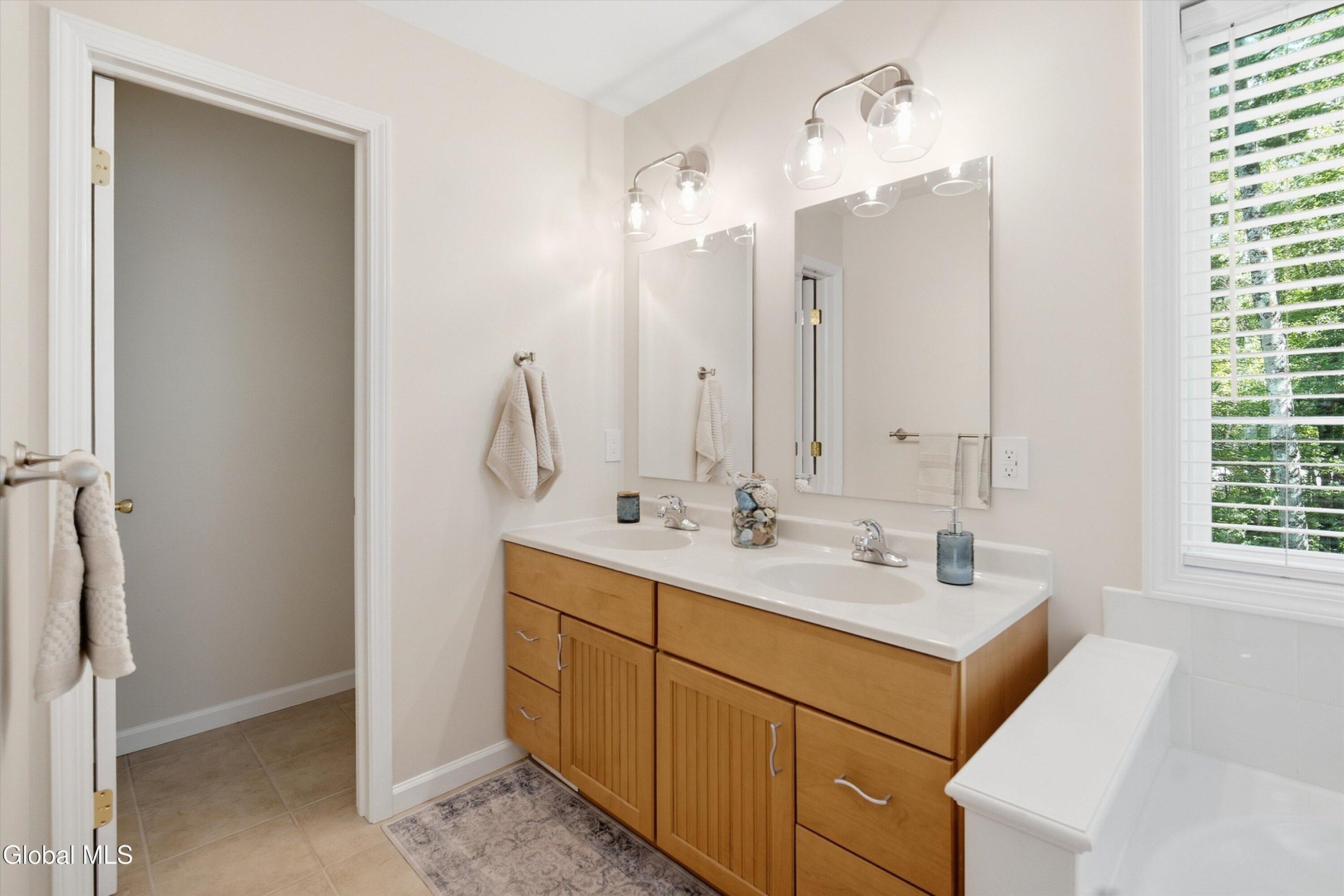 4 Fenimore Place Gansevoort NY 12831