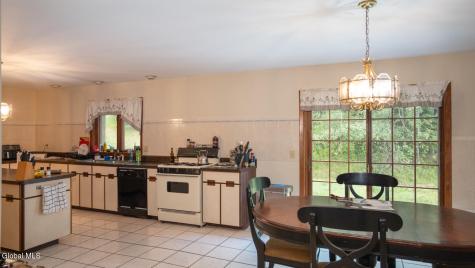 4143 Ny-7 Hoosick Falls NY 12090