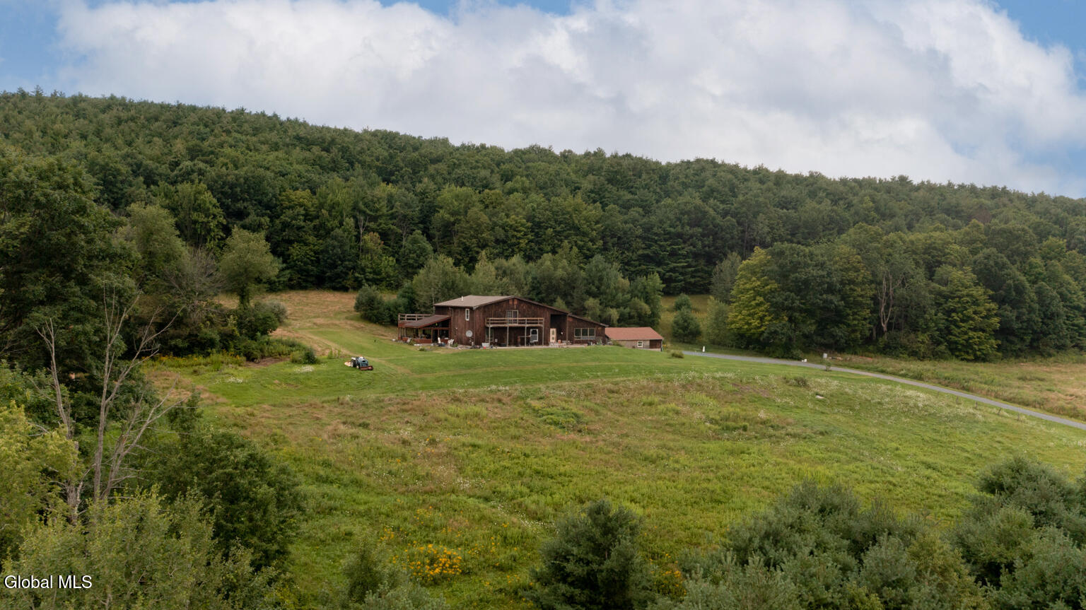 4143 Ny-7 Hoosick Falls NY 12090