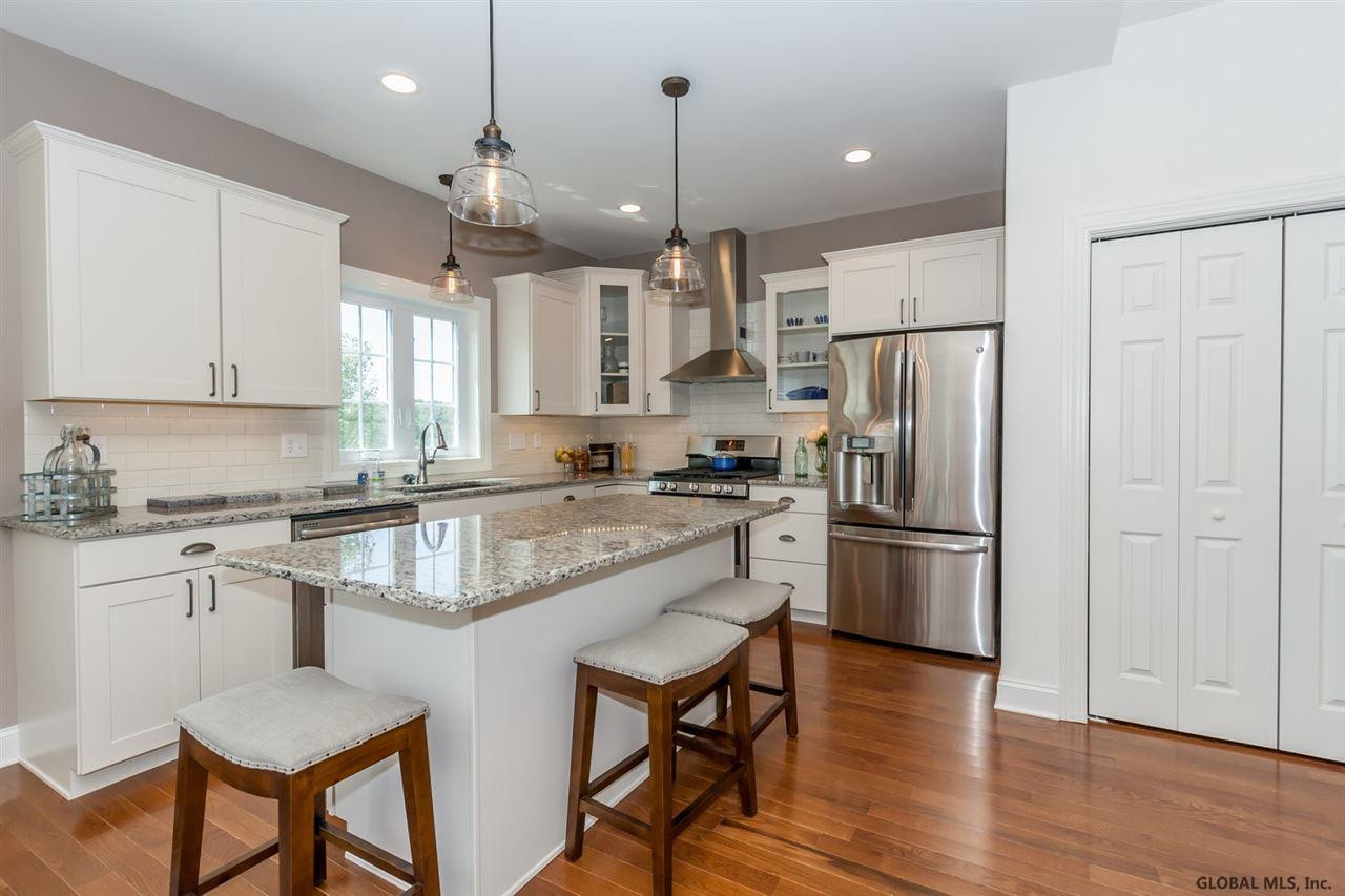 69 Lakepointe Way Saratoga Springs NY 12866
