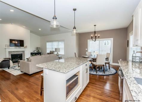69 Lakepointe Way Saratoga Springs NY 12866