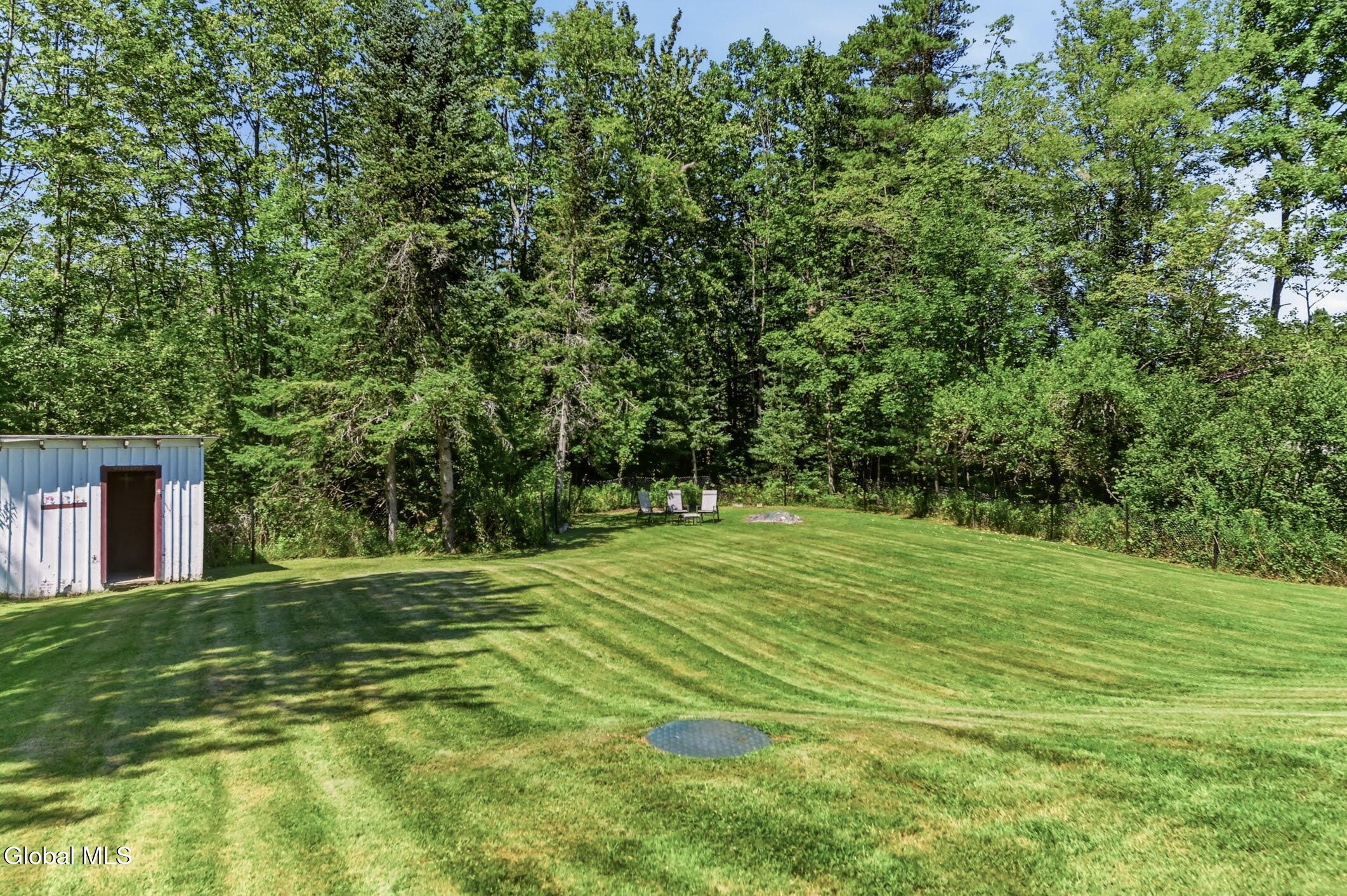 1906 Ny-10 Caroga Lake NY 12032