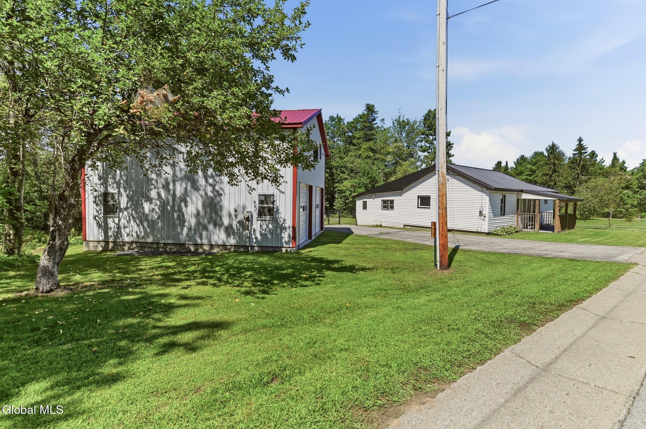 1906 Ny-10 Caroga Lake NY 12032