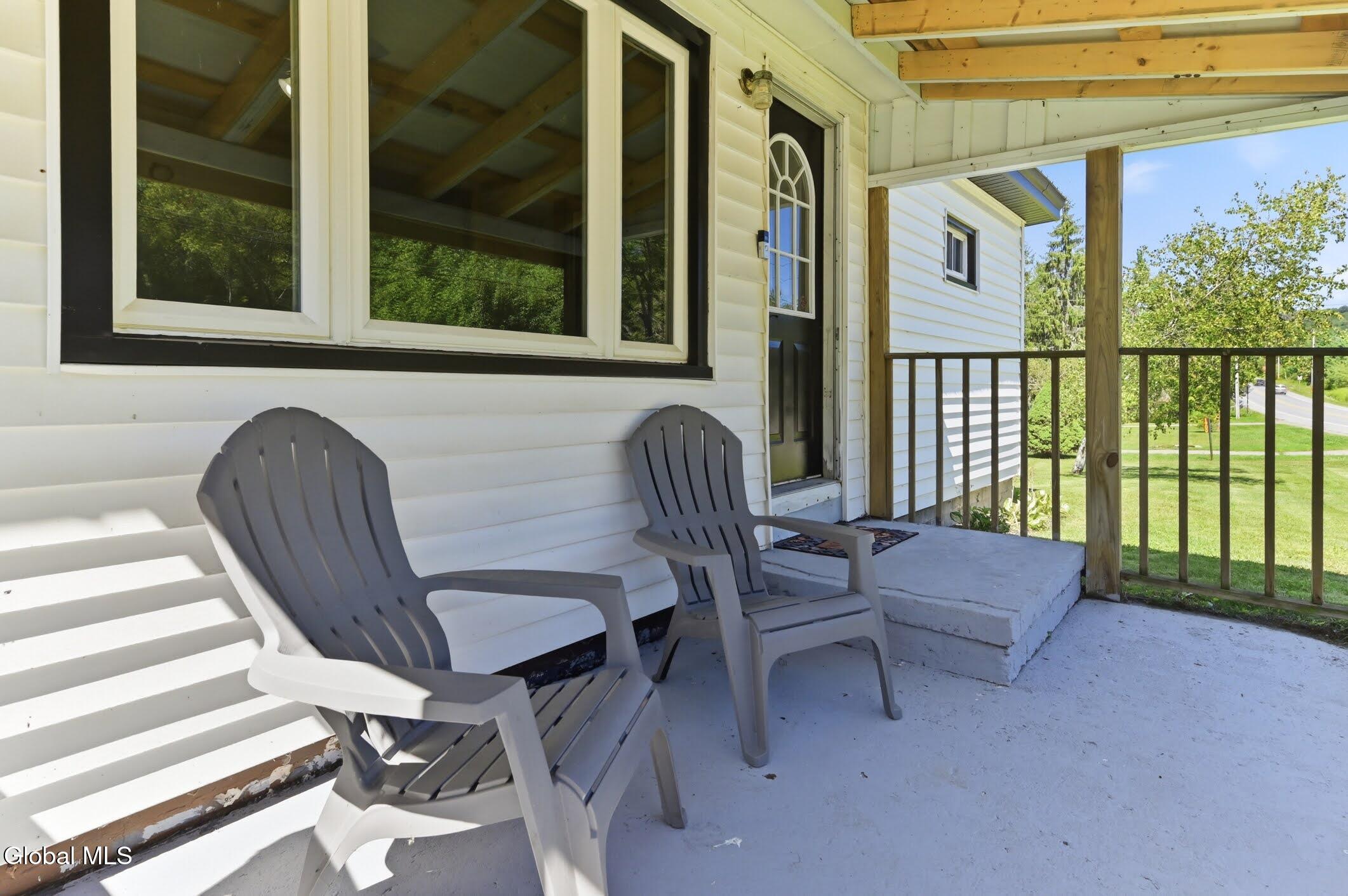 1906 Ny-10 Caroga Lake NY 12032