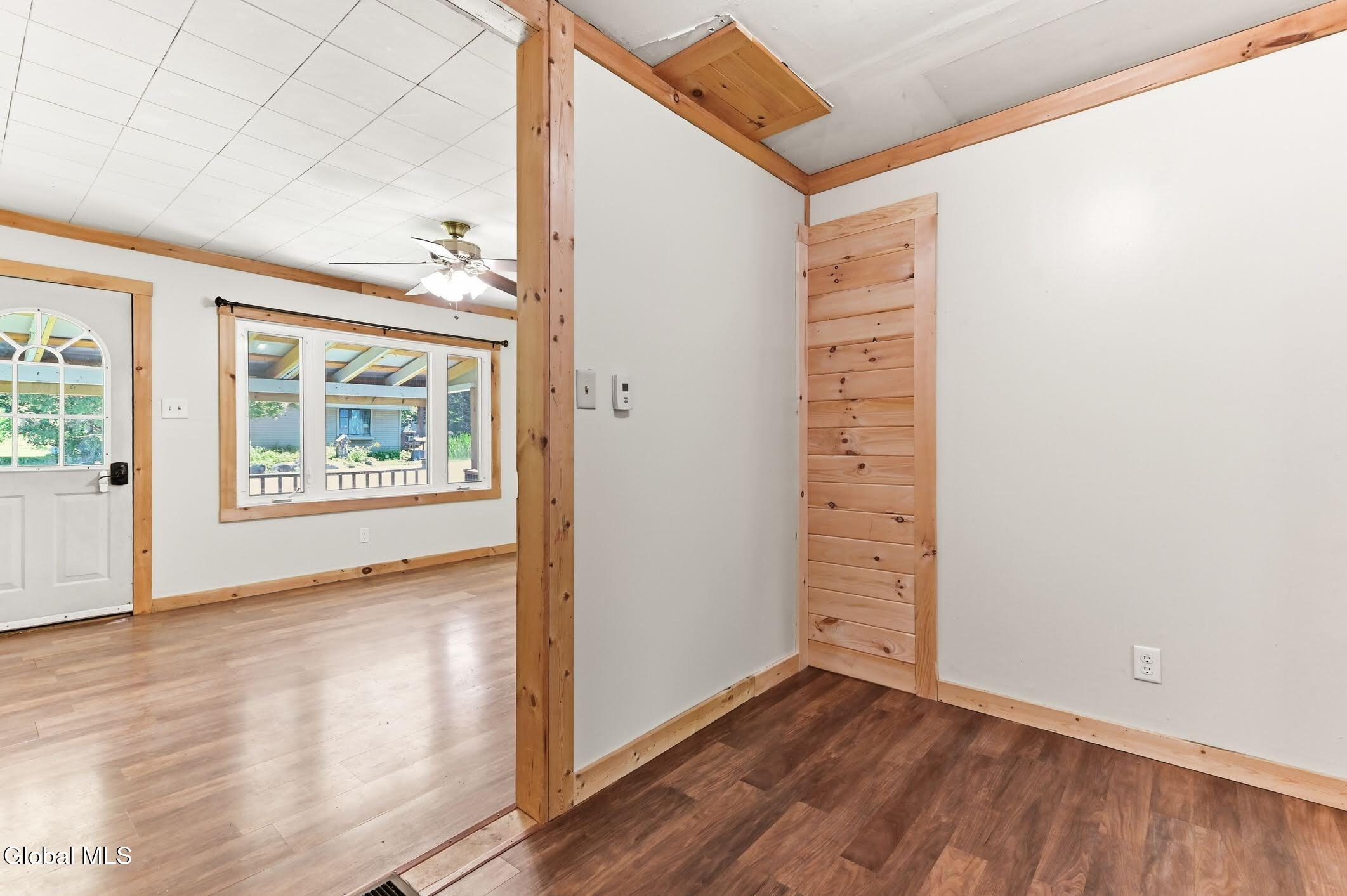 1906 Ny-10 Caroga Lake NY 12032