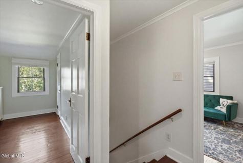 25 Buckingham Drive Albany NY 12208