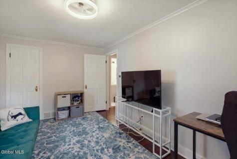 25 Buckingham Drive Albany NY 12208