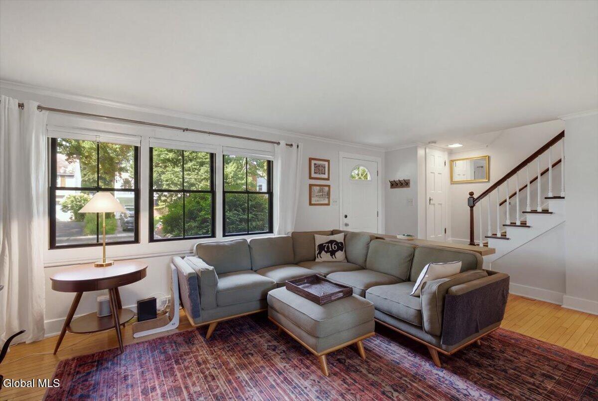 25 Buckingham Drive Albany NY 12208
