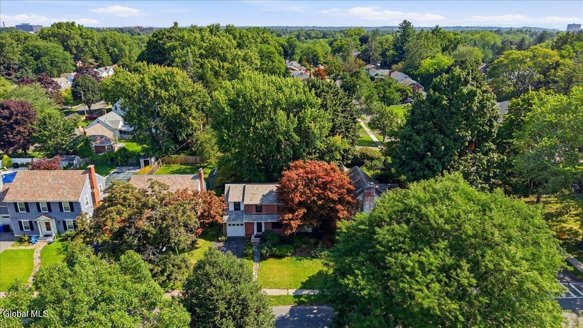 25 Buckingham Drive Albany NY 12208