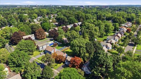 25 Buckingham Drive Albany NY 12208