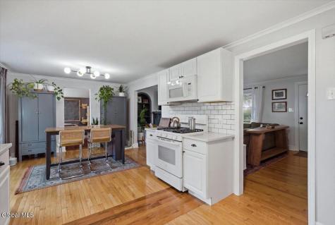 25 Buckingham Drive Albany NY 12208