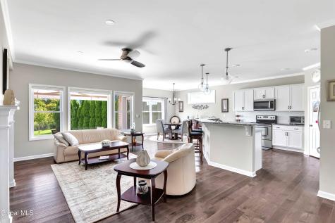 67 Somerset Drive Mechanicville NY 12118