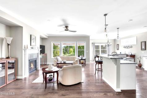 67 Somerset Drive Mechanicville NY 12118