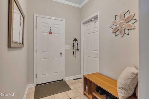 67 Somerset Drive Mechanicville NY 12118