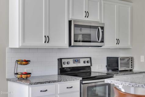 67 Somerset Drive Mechanicville NY 12118