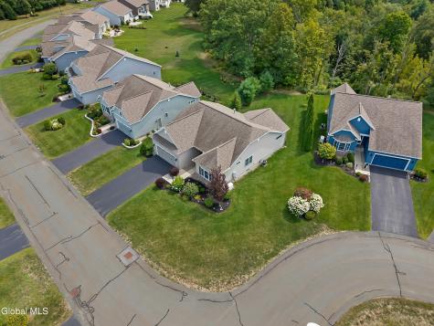 67 Somerset Drive Mechanicville NY 12118