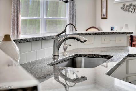 67 Somerset Drive Mechanicville NY 12118