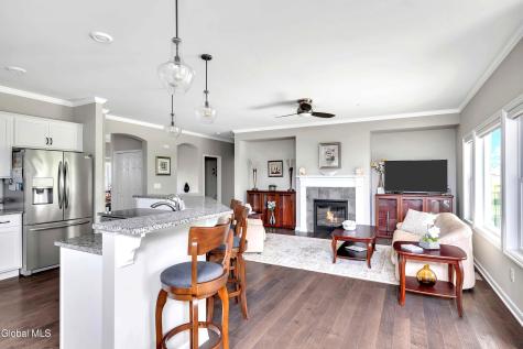 67 Somerset Drive Mechanicville NY 12118