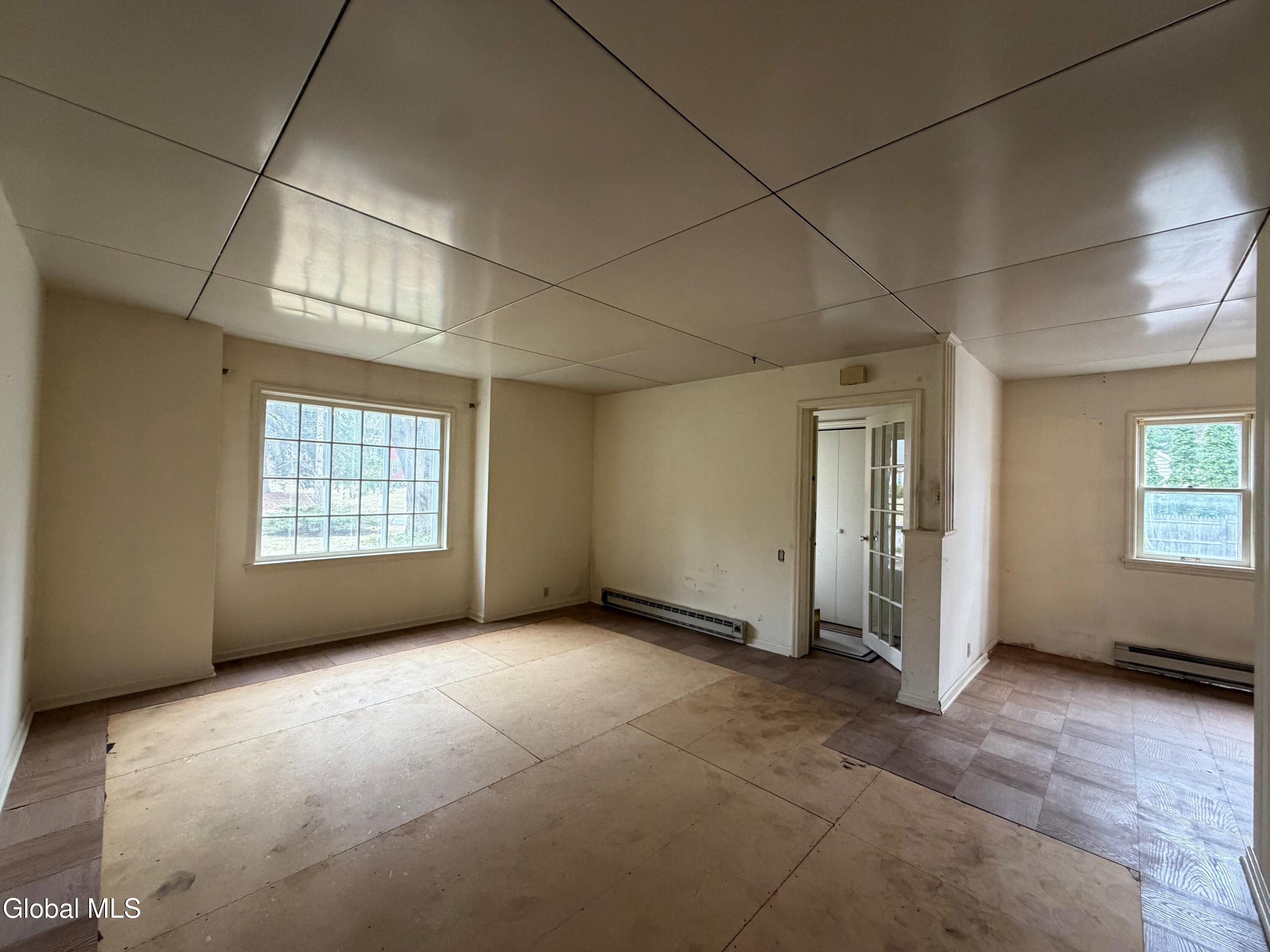 8 Clover Lane Loudonville NY 12211