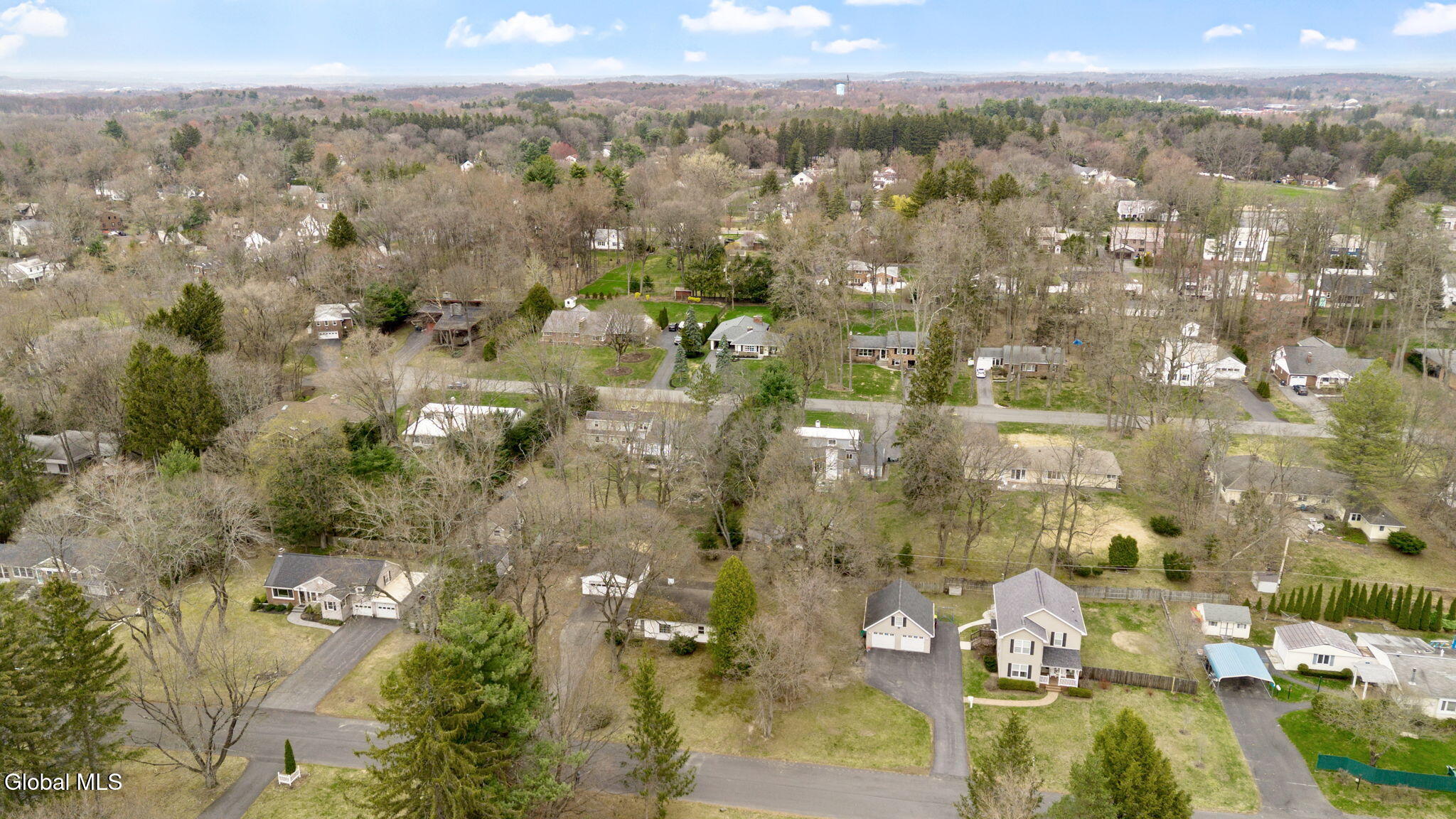 8 Clover Lane Loudonville NY 12211