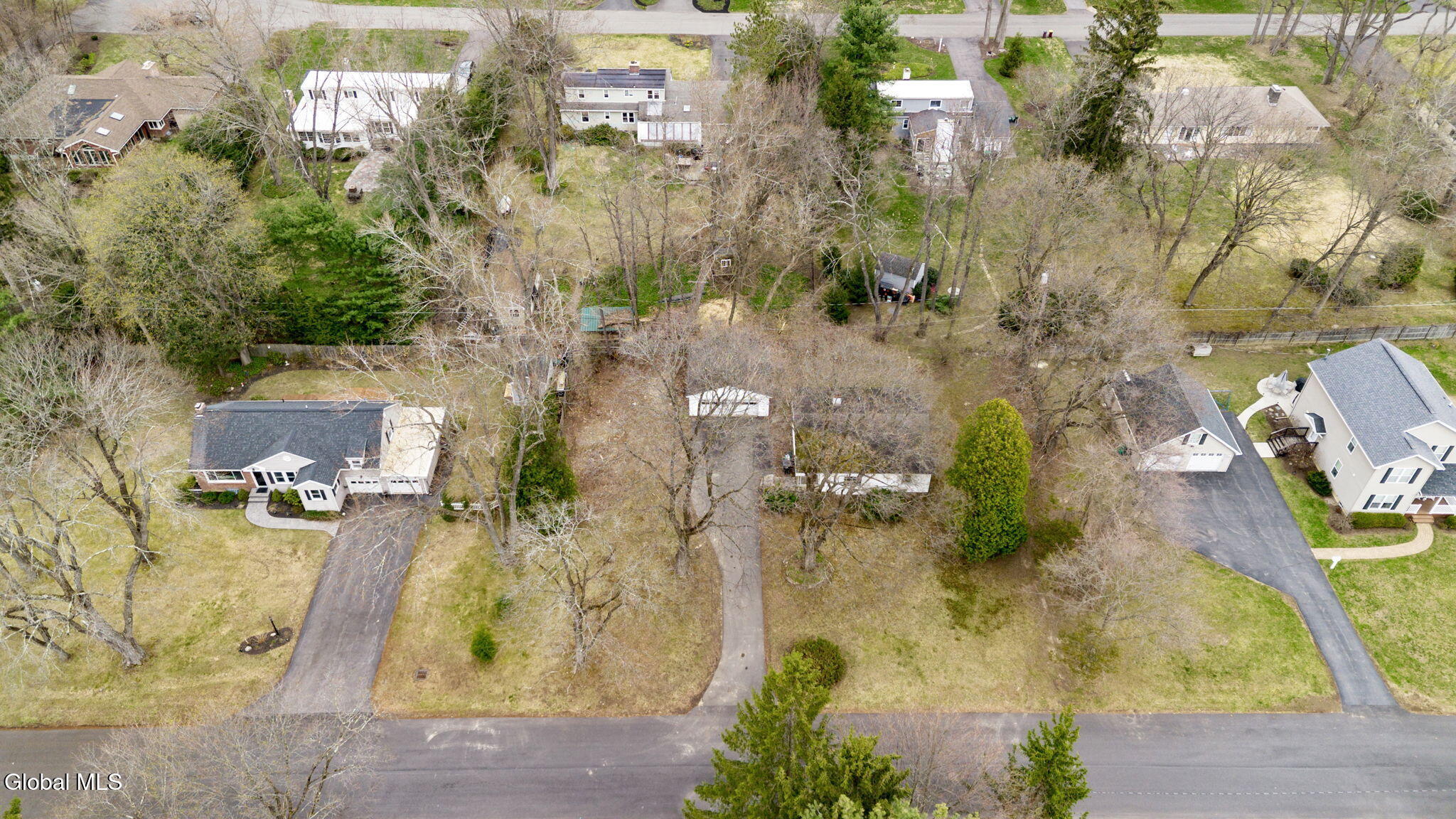8 Clover Lane Loudonville NY 12211