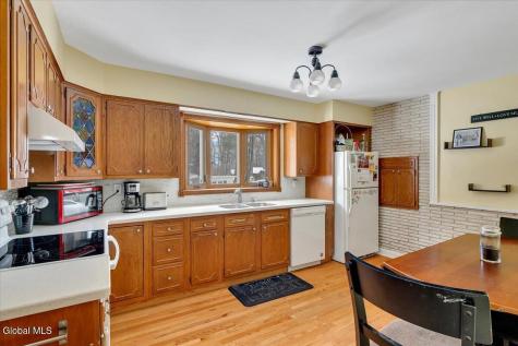226 Consaul Road Albany NY 12205