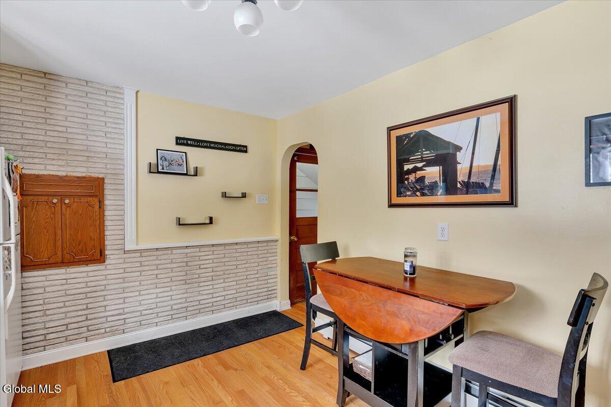 226 Consaul Road Albany NY 12205
