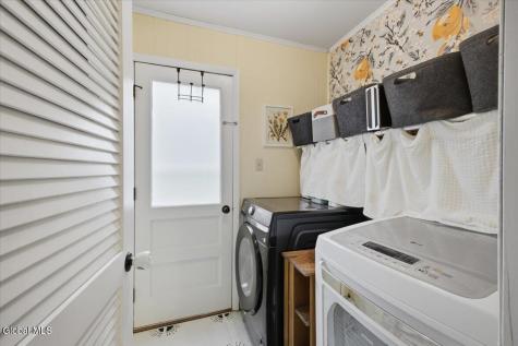 9 David Drive Schenectady NY 12302