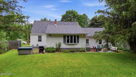 9 David Drive Schenectady NY 12302