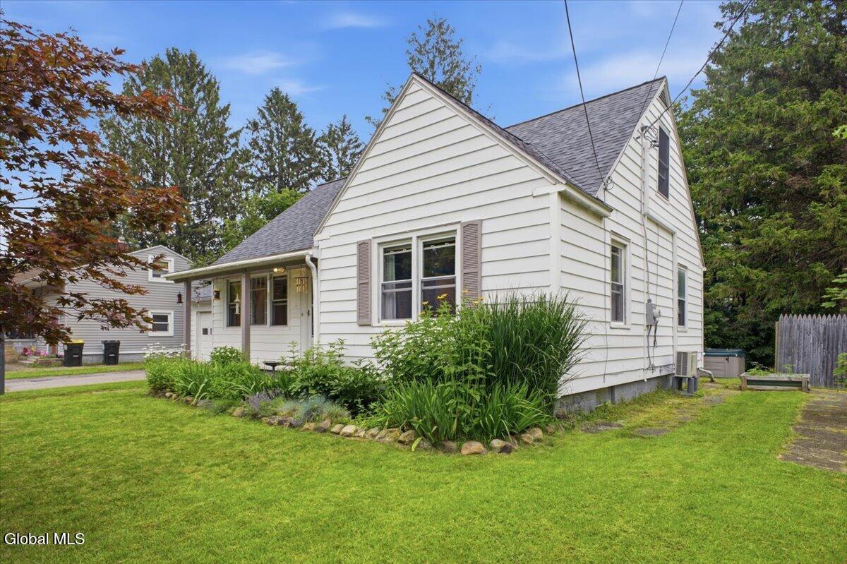 9 David Drive Schenectady NY 12302