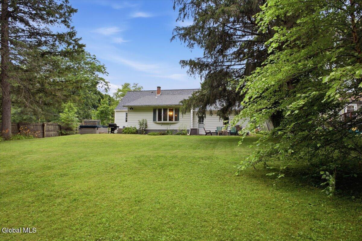 9 David Drive Schenectady NY 12302