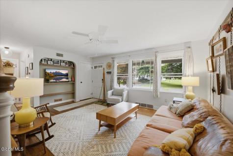 9 David Drive Schenectady NY 12302