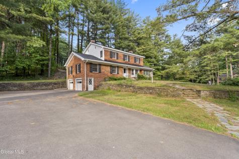 193 Pine Ridge Drive Guilderland NY 12084