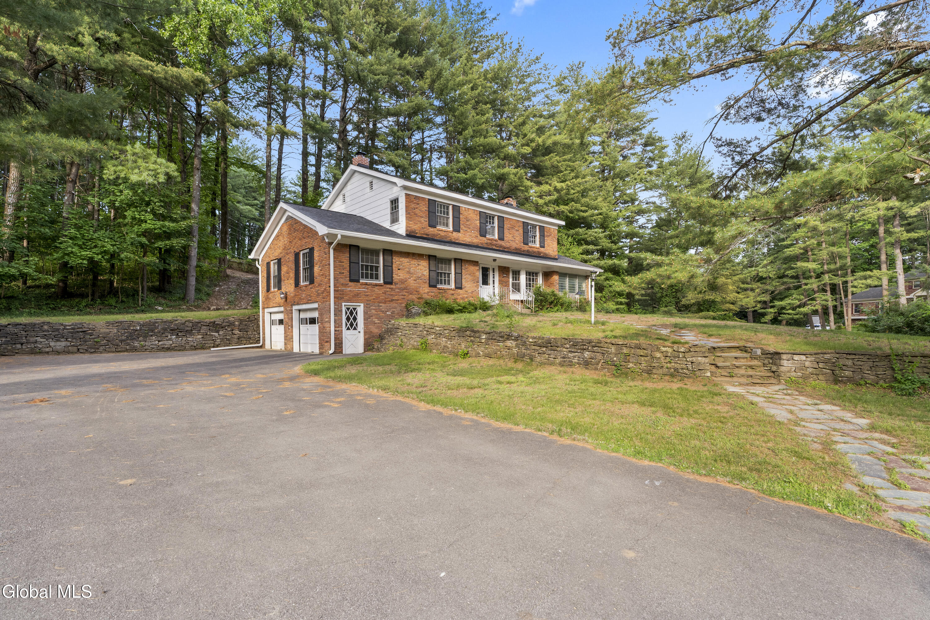 193 Pine Ridge Drive Guilderland NY 12084