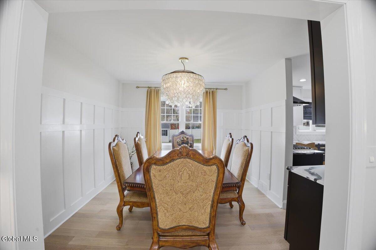 39 Oak Tree Circle Queensbury NY 12804
