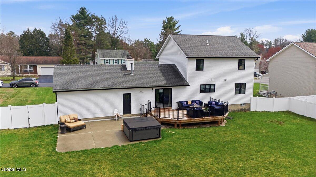 39 Oak Tree Circle Queensbury NY 12804
