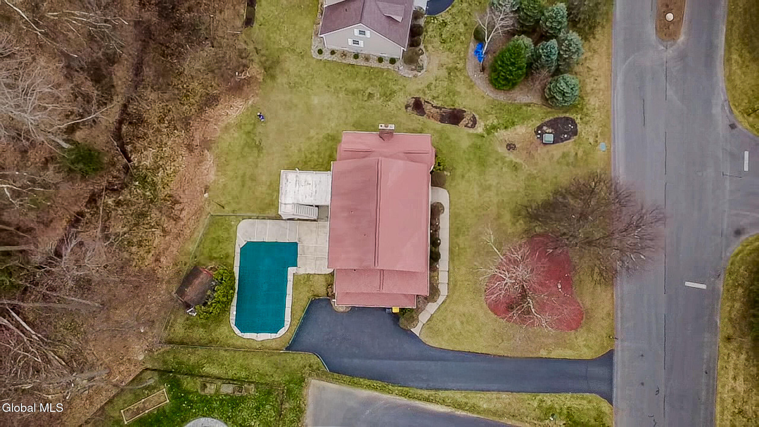 42 Deer Run Hollow Halfmoon NY 12065