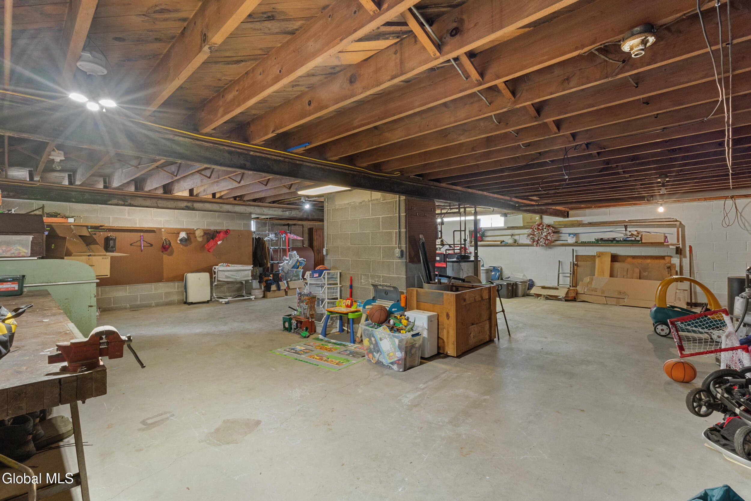 5058 State Route 10 Cobleskill NY 12043