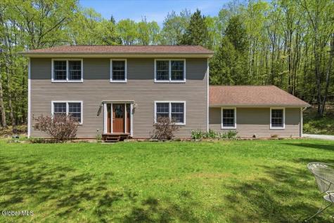 674 Momrow Road Averill Park NY 12153