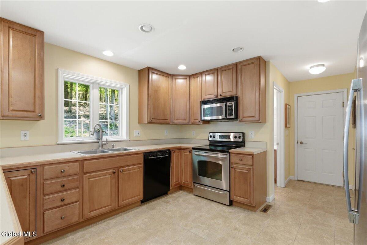 674 Momrow Road Averill Park NY 12153