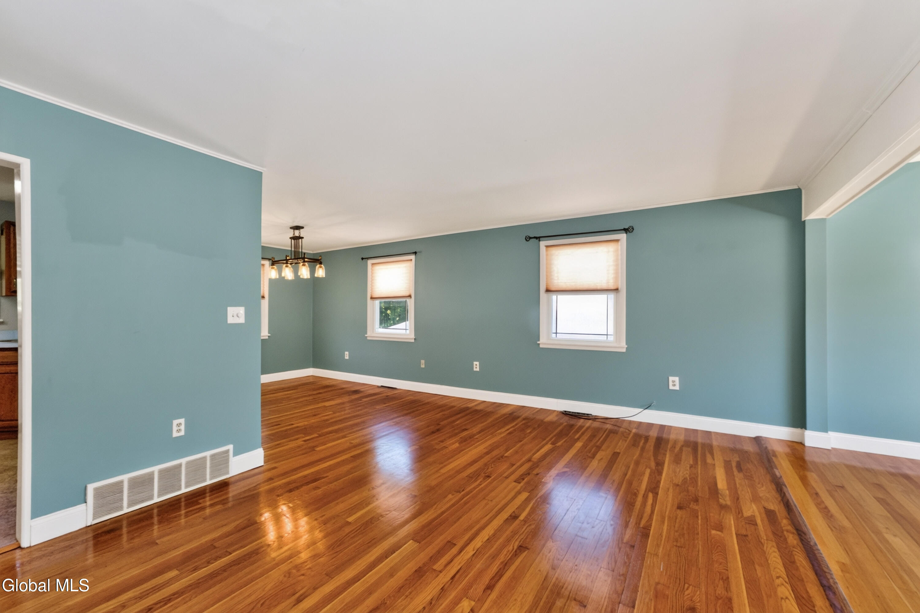 15 Mayfair Road Wynantskill NY 12198