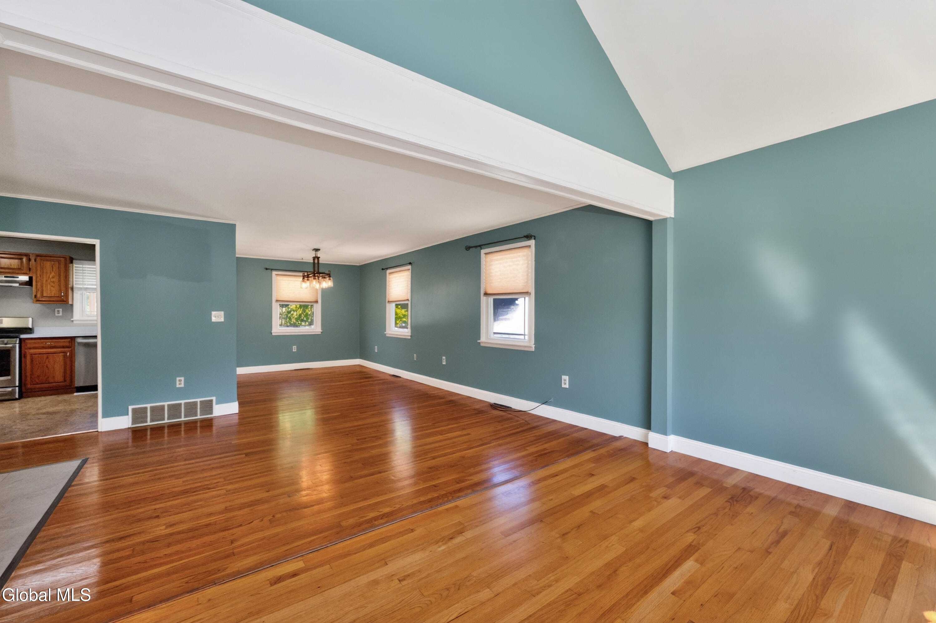 15 Mayfair Road Wynantskill NY 12198