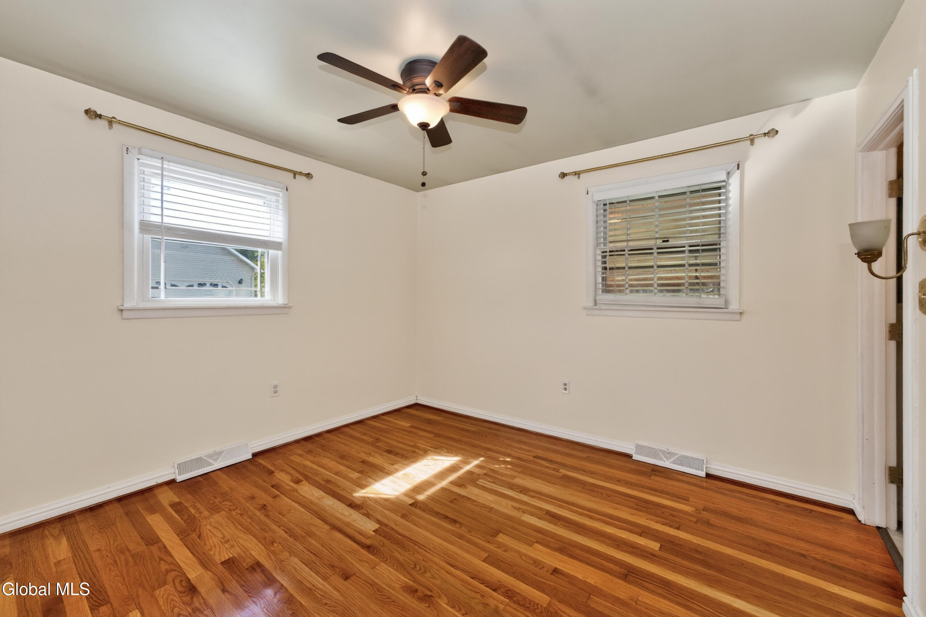 15 Mayfair Road Wynantskill NY 12198