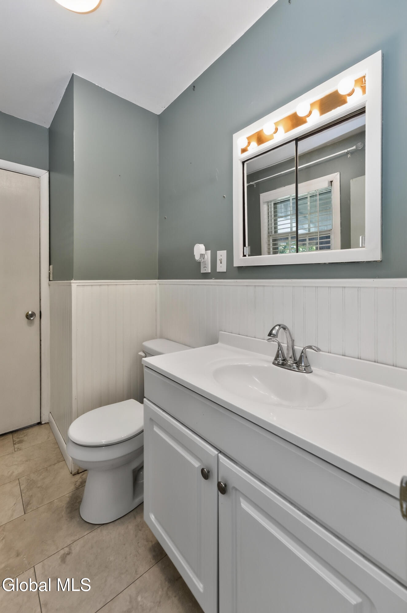 15 Mayfair Road Wynantskill NY 12198